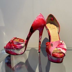 💕👠Christian Louboutin👠💞 Authentic high heels